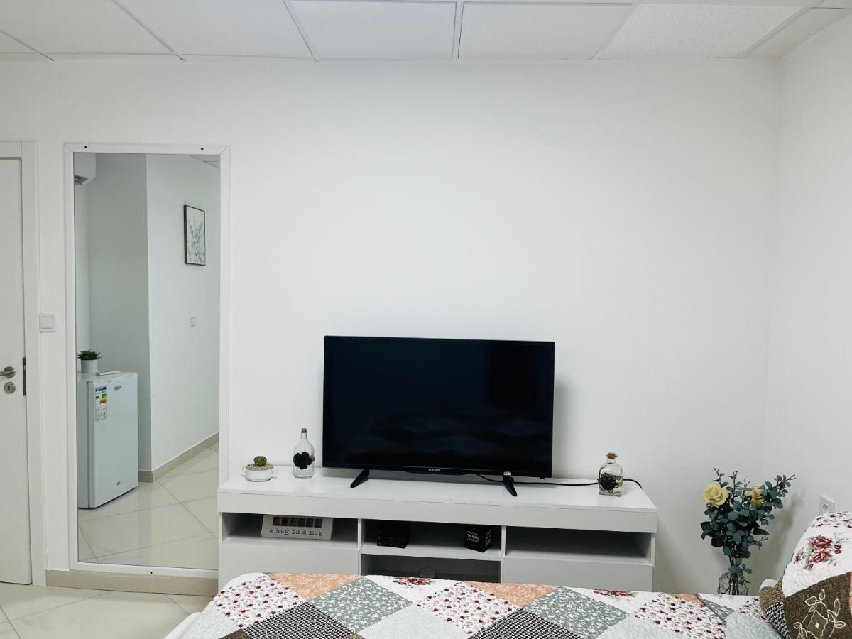 Techas City Center Luxurious Suites & Rooms Praia Exterior photo